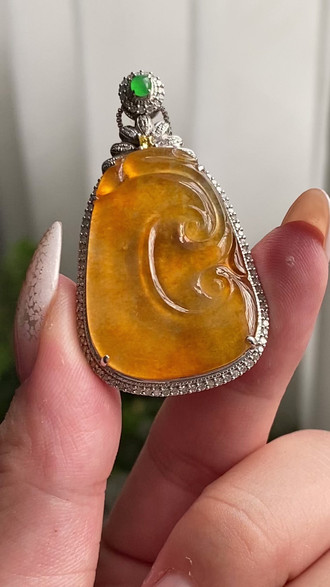 18k金钻镶冰种黄翡如意吊坠（yc206747）